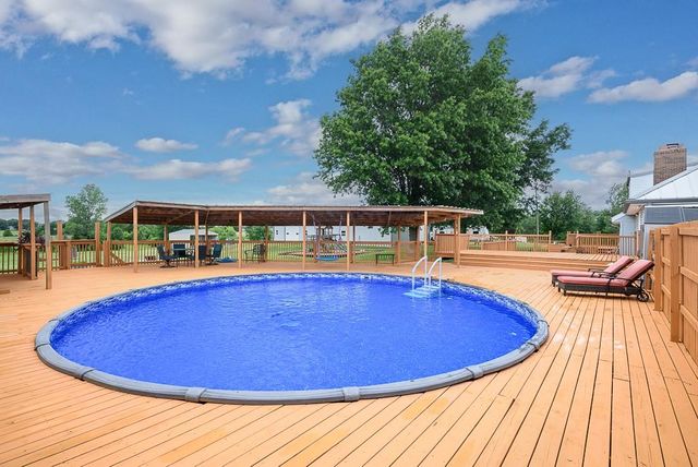 14435 166th Street, Bonner Springs, KS 66012