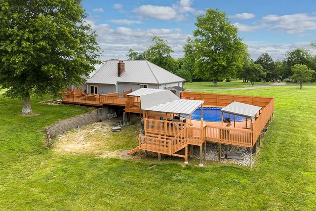 14435 166th Street, Bonner Springs, KS 66012