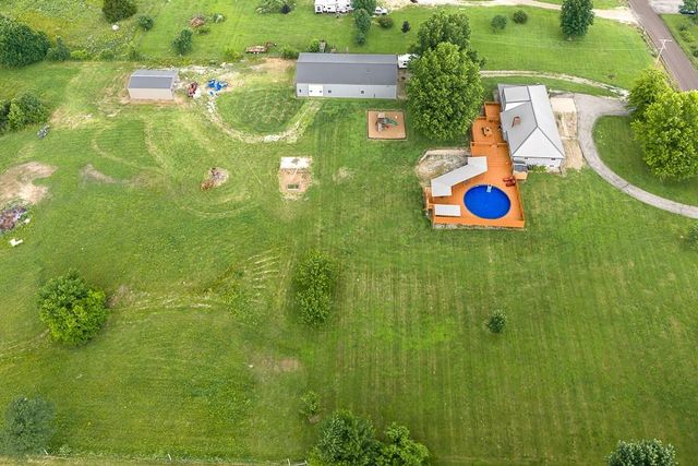 14435 166th Street, Bonner Springs, KS 66012