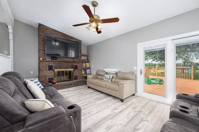 14435 166th Street, Bonner Springs, KS 66012