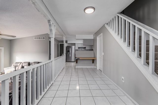 14435 166th Street, Bonner Springs, KS 66012