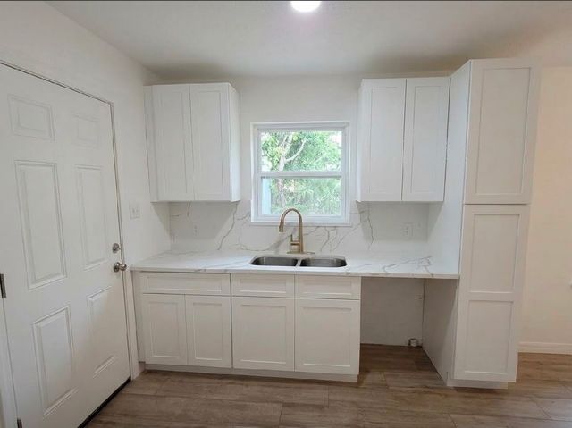 3522 Valley View Road, Denton, TX 76209