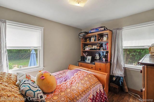 15982 Macarthur Street E, Redford Charter Township, MI 48239