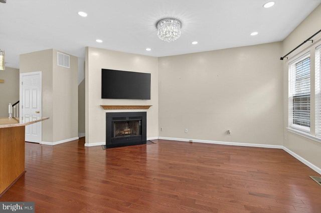 37 TASLEY CT, Robbinsville, NJ 08691