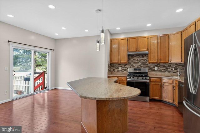 37 TASLEY CT, Robbinsville, NJ 08691