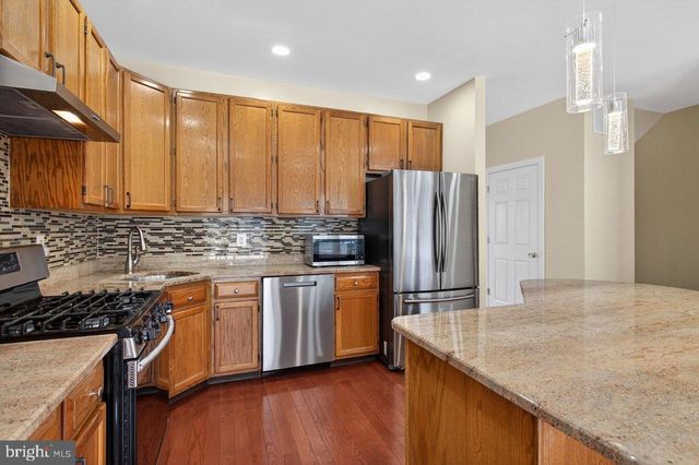 37 TASLEY CT, Robbinsville, NJ 08691