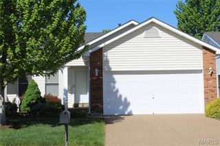 5 Battersea Court 9B, O'fallon, MO 63366
