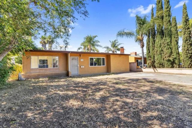610 W 11th Avenue, Escondido, CA 92025