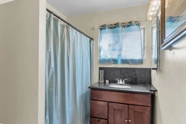 610 W 11th Avenue, Escondido, CA 92025