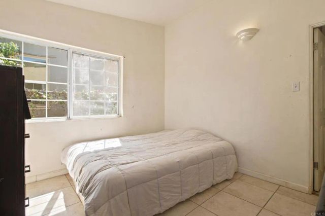 610 W 11th Avenue, Escondido, CA 92025