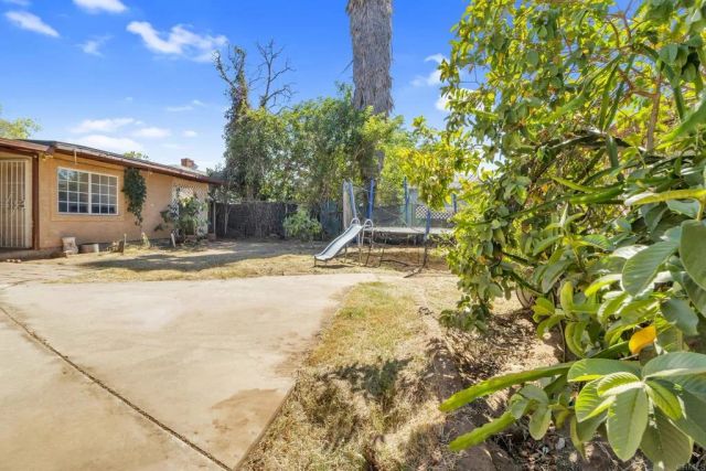 610 W 11th Avenue, Escondido, CA 92025