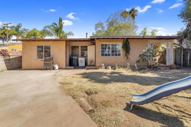 610 W 11th Avenue, Escondido, CA 92025