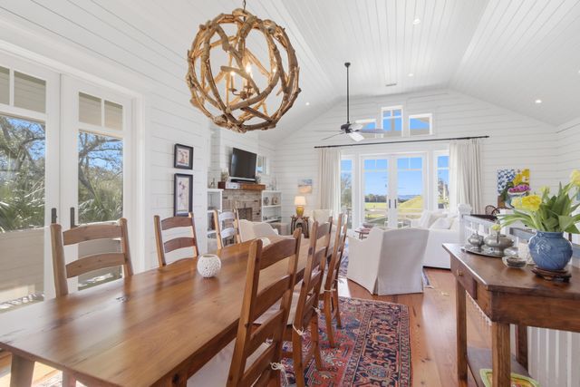 1302 Middle Street, Sullivans Island, SC 29482