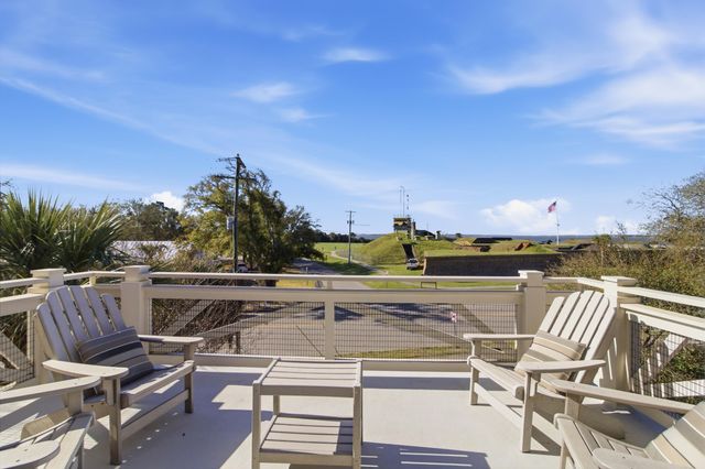 1302 Middle Street, Sullivans Island, SC 29482