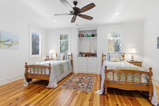 1302 Middle Street, Sullivans Island, SC 29482