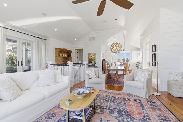 1302 Middle Street, Sullivans Island, SC 29482