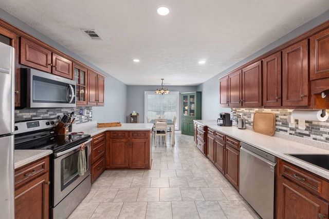 2 Cotton Court, Fort Mitchell, AL 36856