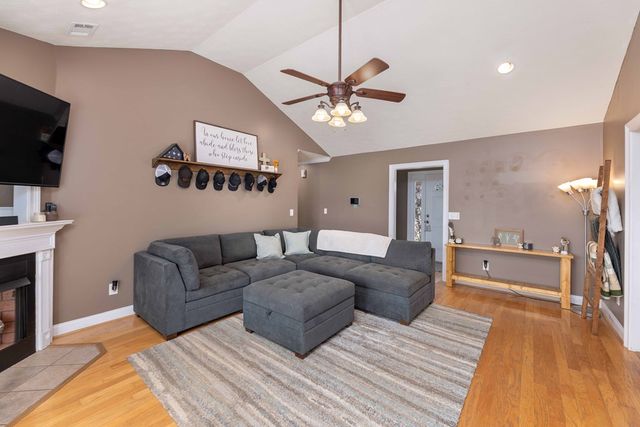 2 Cotton Court, Fort Mitchell, AL 36856