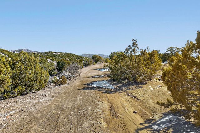487 NM-592 Lot 4, Santa Fe, NM 87506