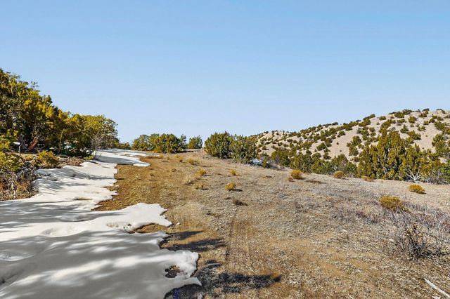 487 NM-592 Lot 4, Santa Fe, NM 87506