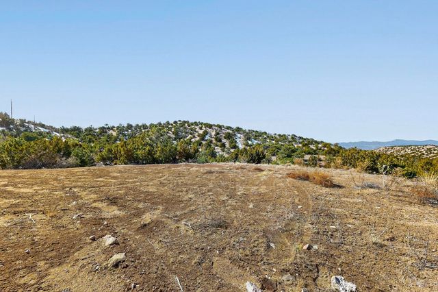 487 NM-592 Lot 4, Santa Fe, NM 87506