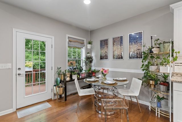 52 Primrose Cir 52, Hopkinton, MA 01748