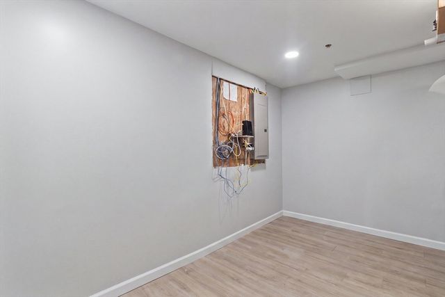 52 Primrose Cir 52, Hopkinton, MA 01748