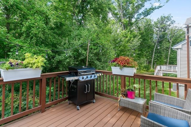 52 Primrose Cir 52, Hopkinton, MA 01748