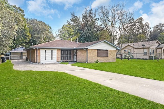 8710 Bertwood Street, Houston, TX 77016