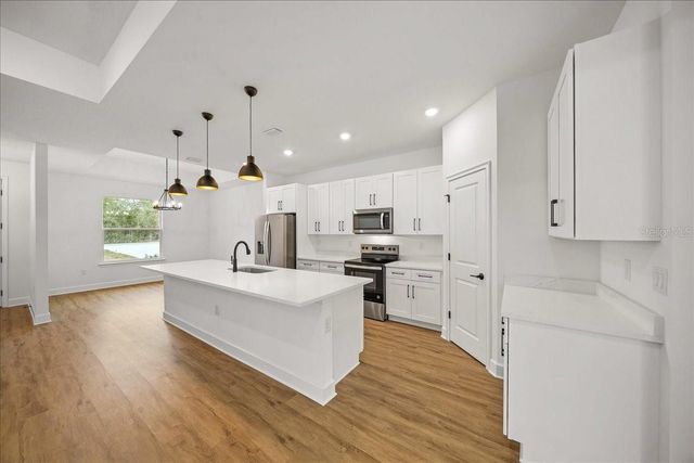 11088 FULTON AVENUE, Weeki Wachee, FL 34613