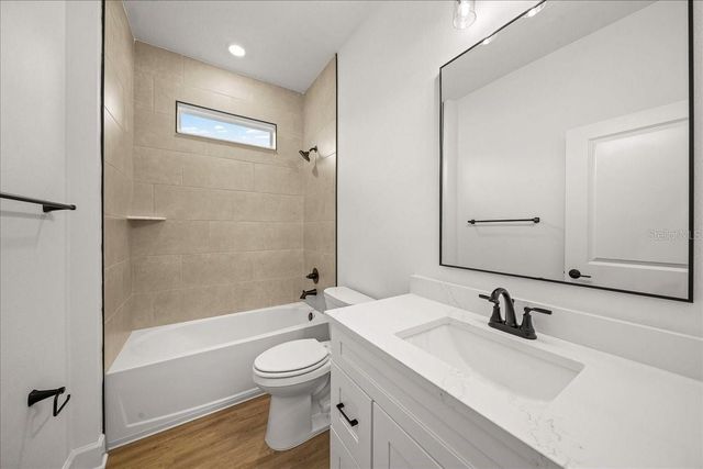 11088 FULTON AVENUE, Weeki Wachee, FL 34613