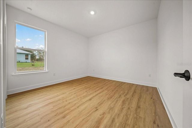 11088 FULTON AVENUE, Weeki Wachee, FL 34613