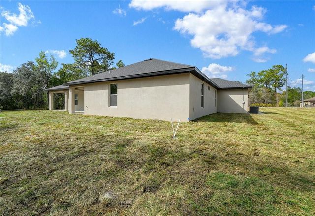 11088 FULTON AVENUE, Weeki Wachee, FL 34613