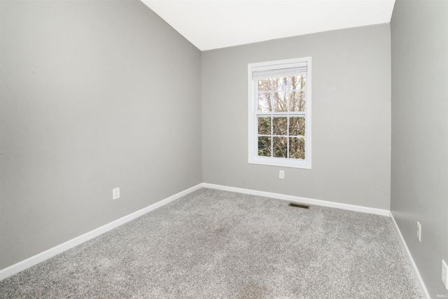 1250 W Adams Hill Cir Apt 402, Bloomington, IN 47403