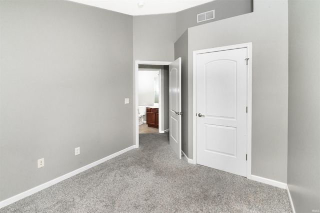 1250 W Adams Hill Cir Apt 402, Bloomington, IN 47403