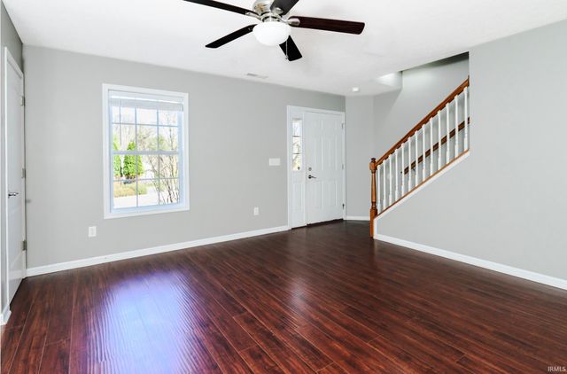 1250 W Adams Hill Cir Apt 402, Bloomington, IN 47403