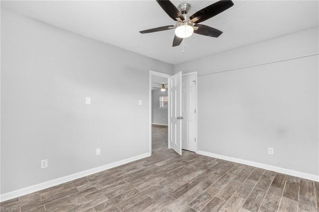 212 Cortland LN, Virginia Beach, VA 23452