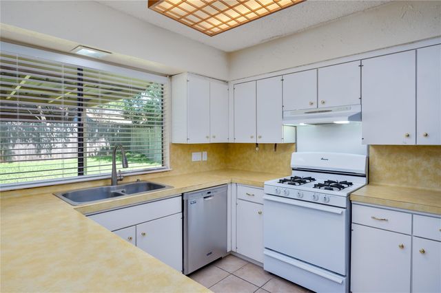 11508 Pyreneese DR, Austin, TX 78759