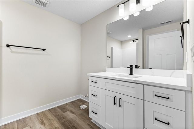 4510 NW 17th Street, Ankeny, IA 50023