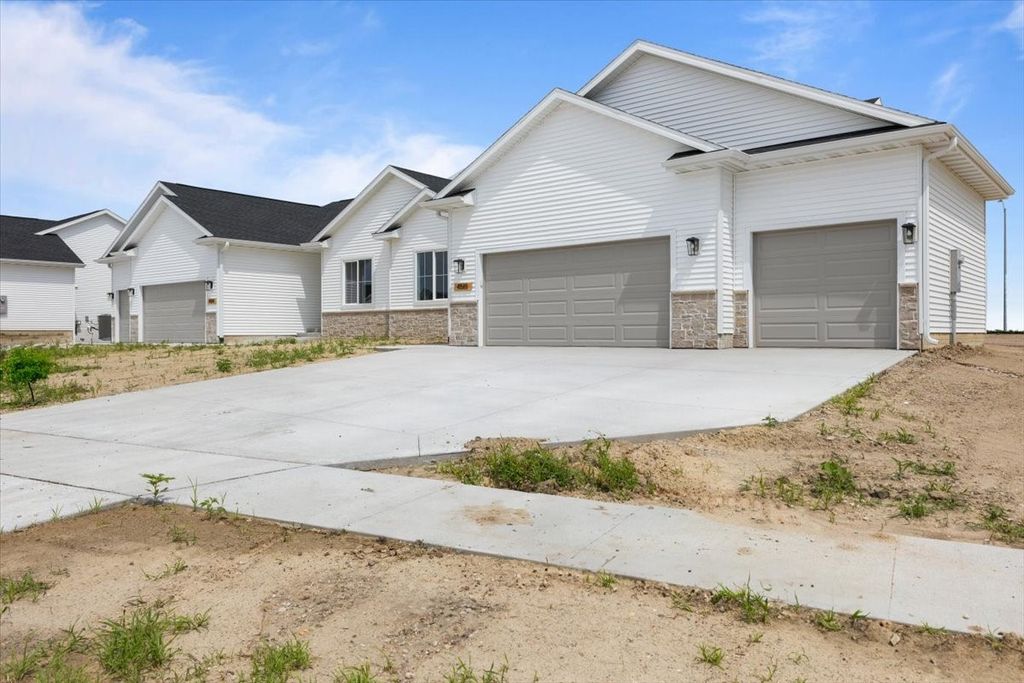 4510 NW 17th Street, Ankeny, IA 50023