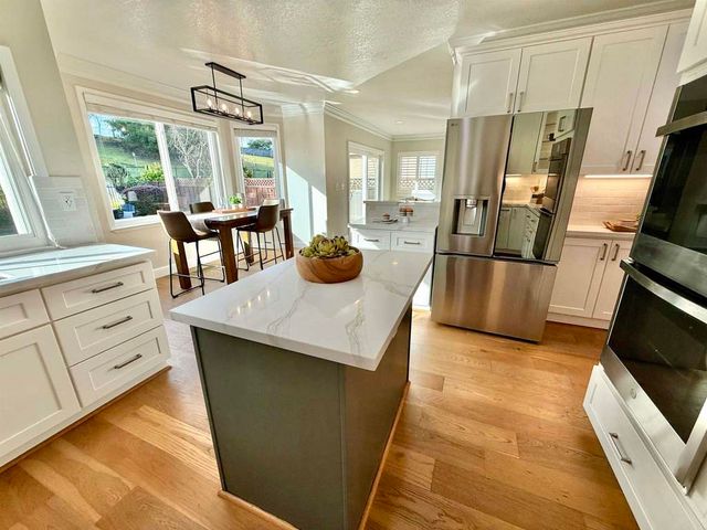 120 Canyon Lakes Way, San Ramon, CA 94582