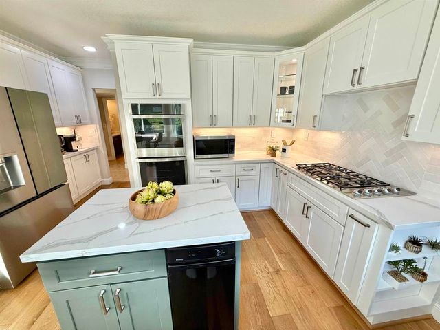 120 Canyon Lakes Way, San Ramon, CA 94582