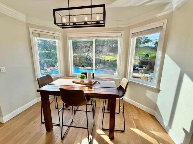 120 Canyon Lakes Way, San Ramon, CA 94582