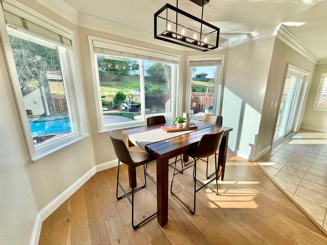 120 Canyon Lakes Way, San Ramon, CA 94582