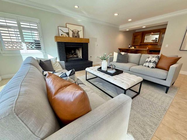 120 Canyon Lakes Way, San Ramon, CA 94582