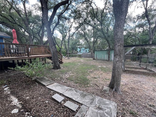 134 E Hillcrest DR, San Marcos, TX 78666