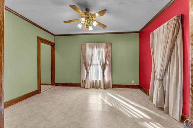 2725 SE Pennsylvania AVE, Topeka, KS 66605