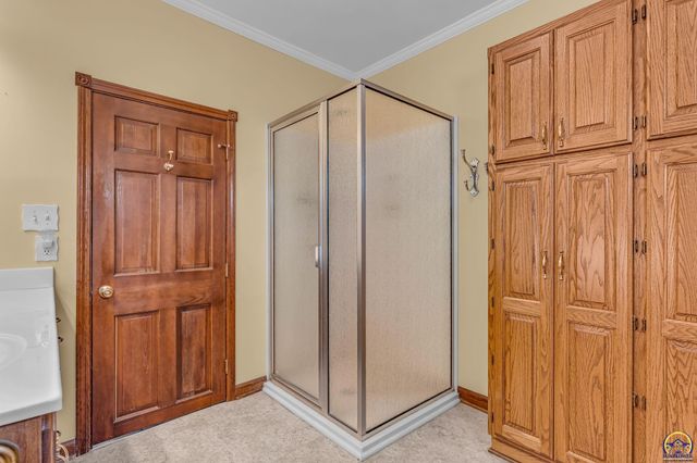 2725 SE Pennsylvania AVE, Topeka, KS 66605