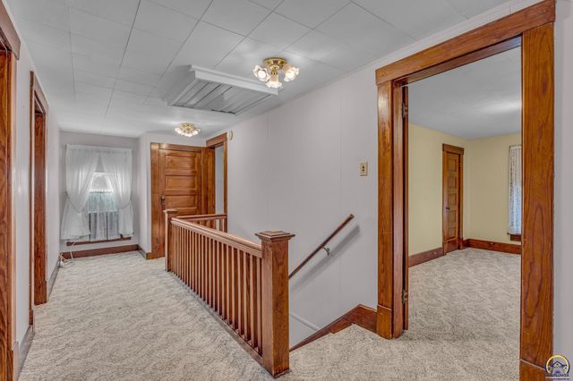 2725 SE Pennsylvania AVE, Topeka, KS 66605