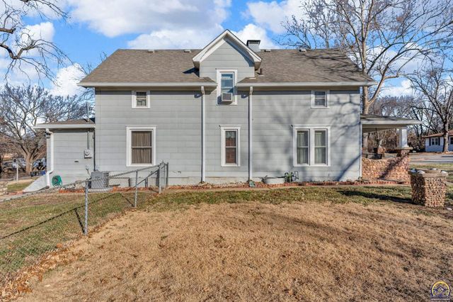 2725 SE Pennsylvania AVE, Topeka, KS 66605